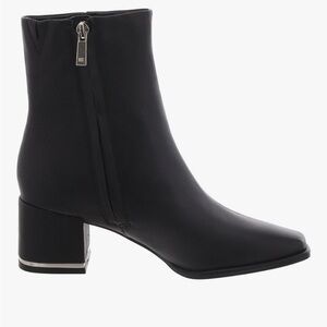 Kenneth Cole Square Toe Black Ankle Boots